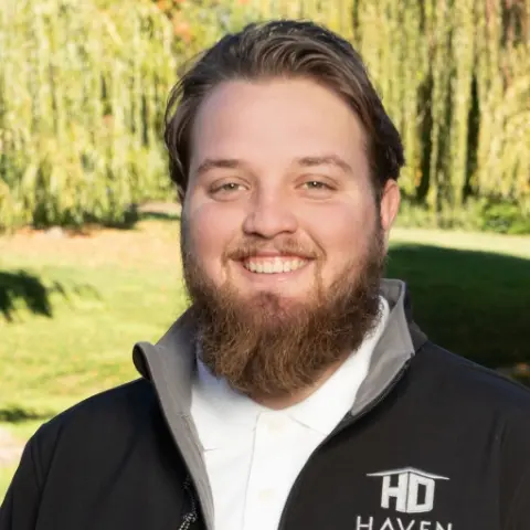 Haven Development's Matt Stewart, is a Service Technician who provides top-notch maintenance and repairs for new homes built in Walnut Creek in Contra Costa County, and Lucas Valley in Marin County, CA.